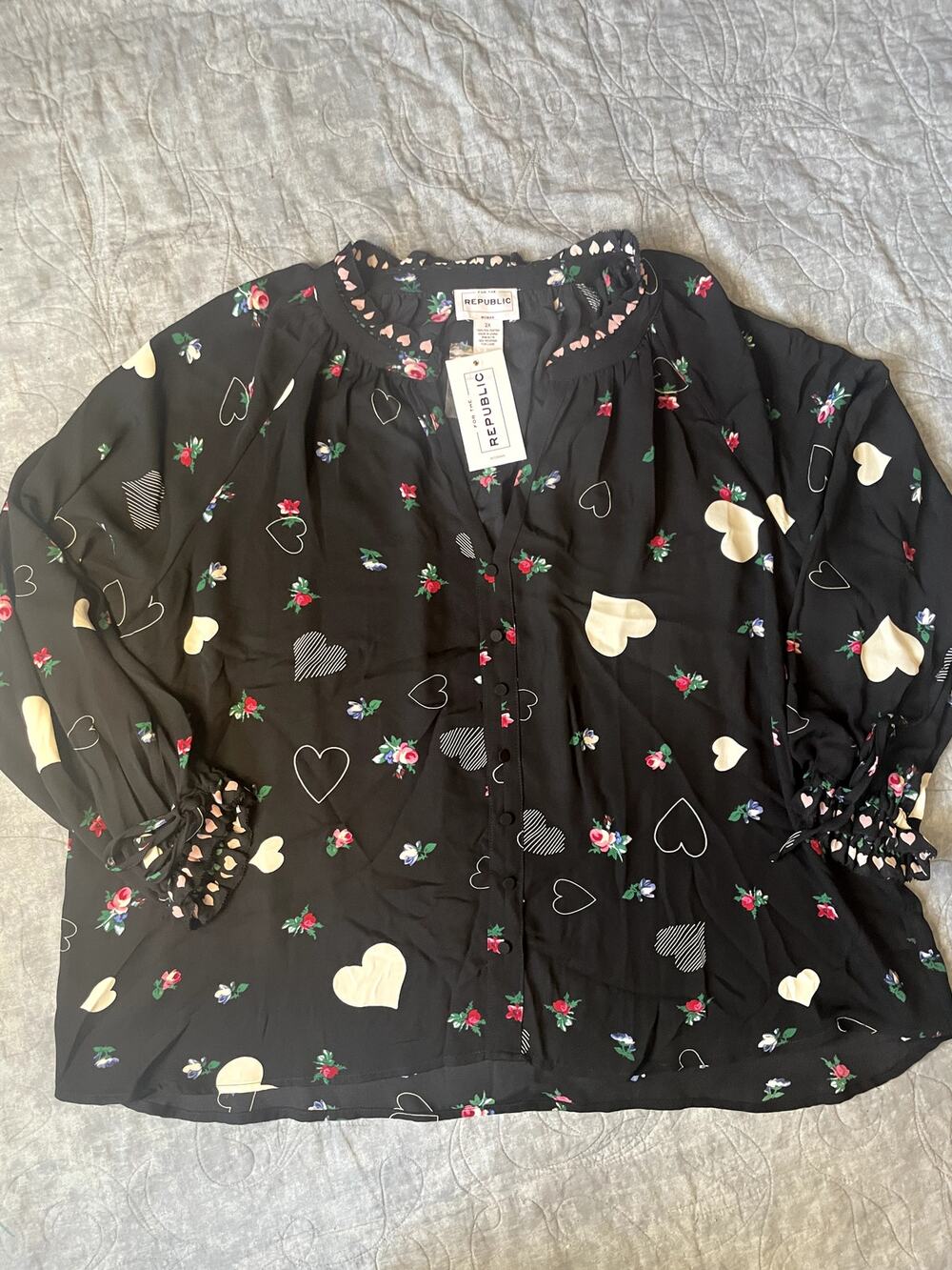 For The Republic Heart Floral Blouse 2X NWT Style 6615062W